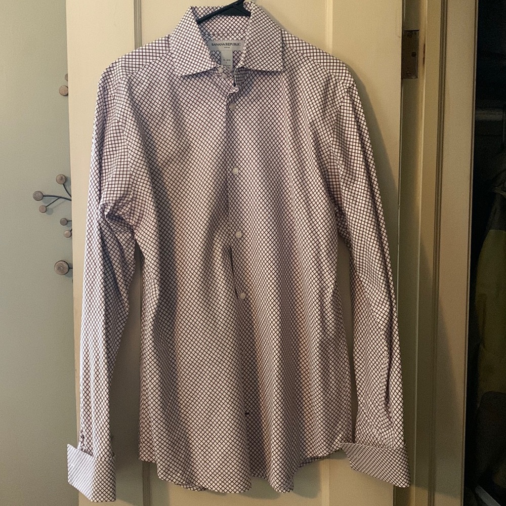Mens Banana Republic burgundy plaid button down dress shirt, size L 16- 16.5